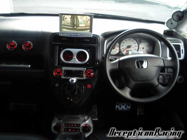 2001 Honda Stream IS Modified Car Pictures