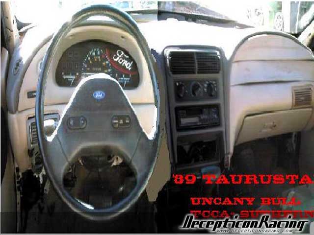 UncanyTaurus&rsquo;s modified 1987 Ford Taurus